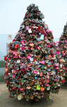 Seoul Tower locks